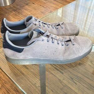 Adidas Stan Smith grey gray suede black heel grey gum sole Size 12
